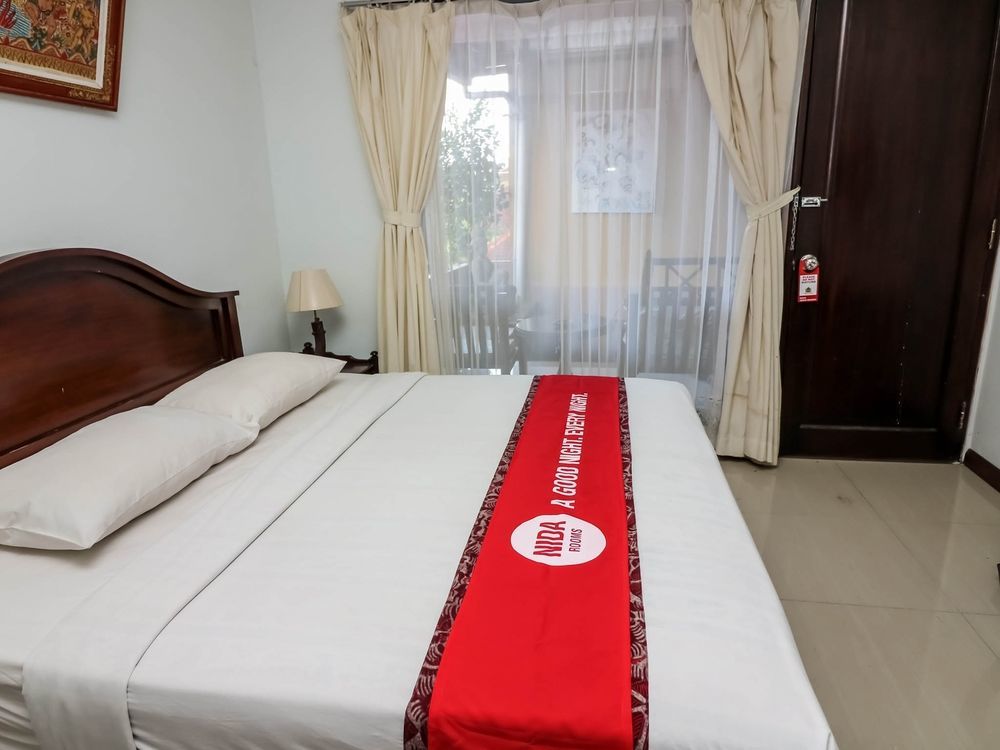 Legian Beach Hotel Kuta Lombok Buitenkant foto